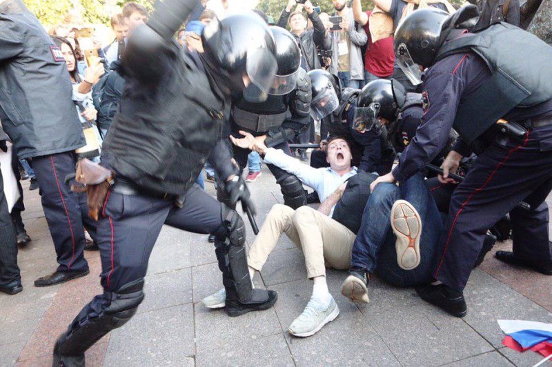 Шаблинский: Жестокость задержаний в Москве выглядела как устрашение