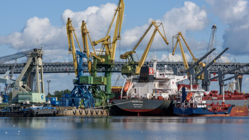 Порту Архангельска досталась перевалка взрывоопасной селитры